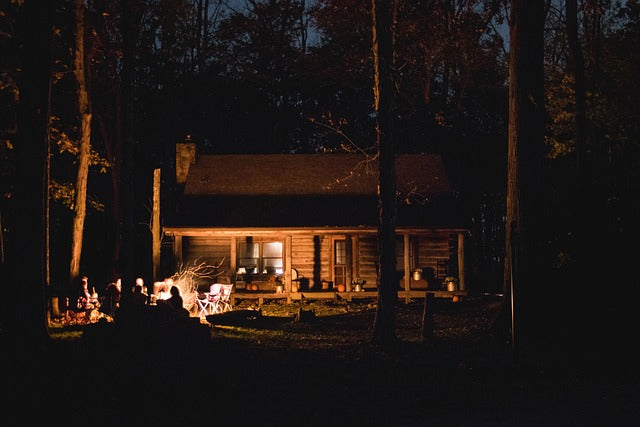 Experience Freedom and Efficiency with Mango Power E Portable Power - Your Outdoor Companion