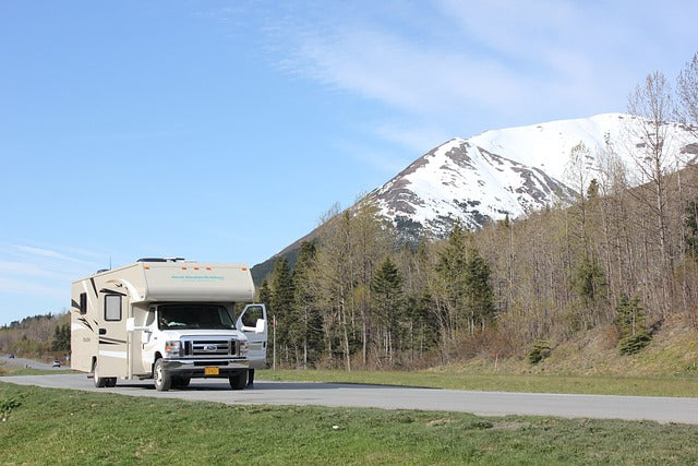 Mango Power Solar Generator- A Dependable Mate for your RV and Camping